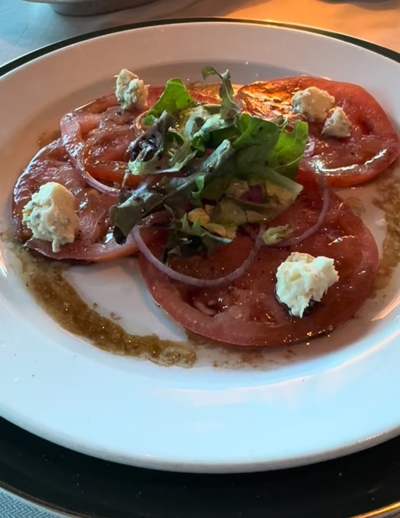 Heirloom tomato and blue cheese salad