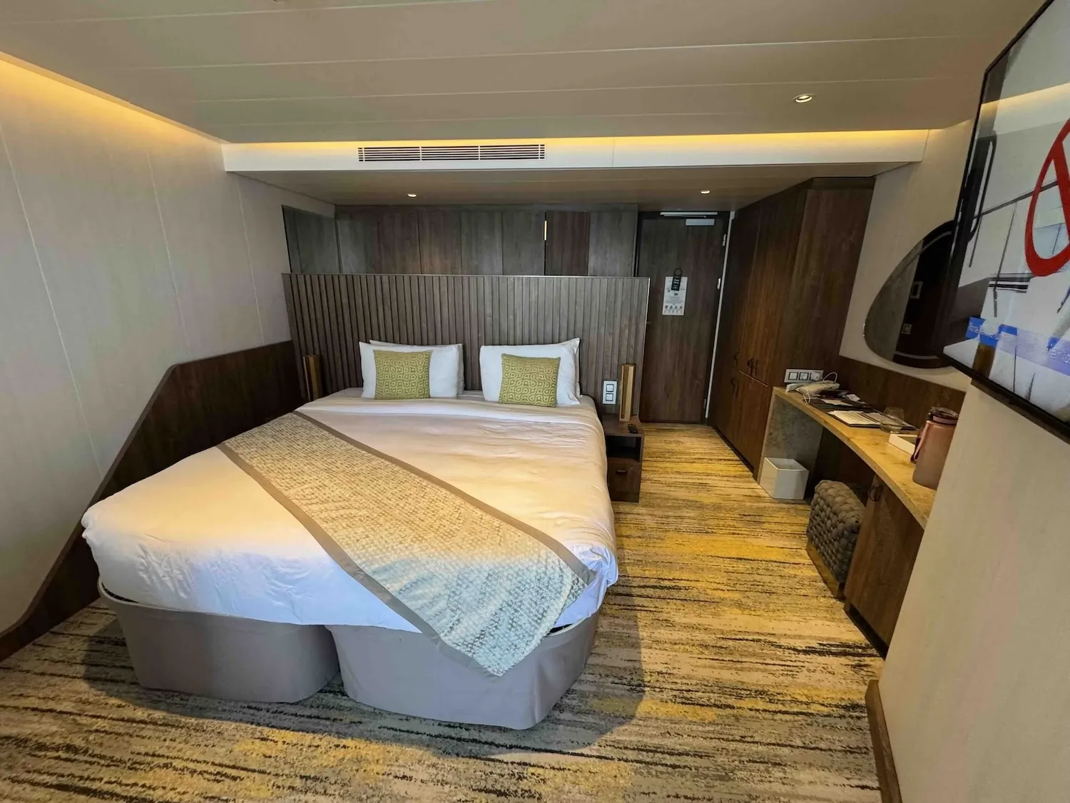 Premium Sky Suite
